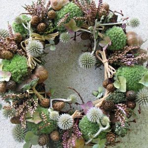 Christmas Wreath Green and Cream